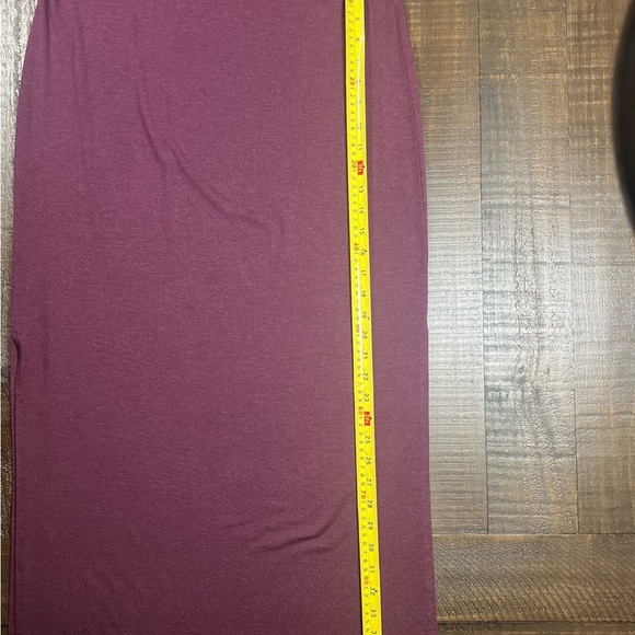 Sweaty Betty Holistic Dress, Jersey Maxi, Maroon Stretch Sleeveless, Size Small - Picture 8 of 10
